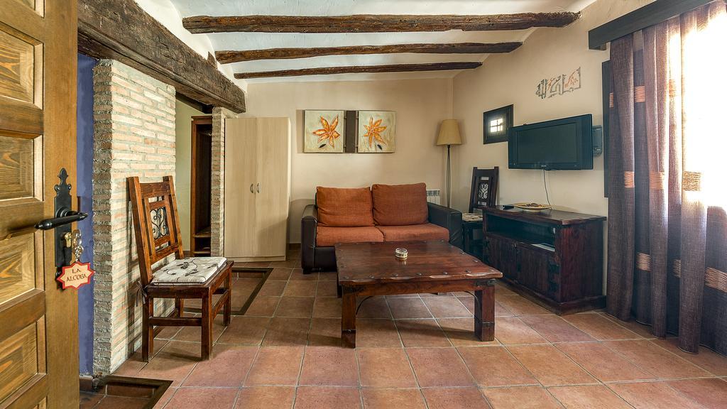 Apartamentos Los Aljezares เคเดอัลบาร์ราซิน ภายนอก รูปภาพ