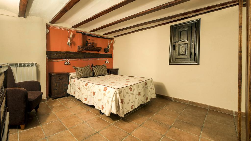Apartamentos Los Aljezares เคเดอัลบาร์ราซิน ภายนอก รูปภาพ