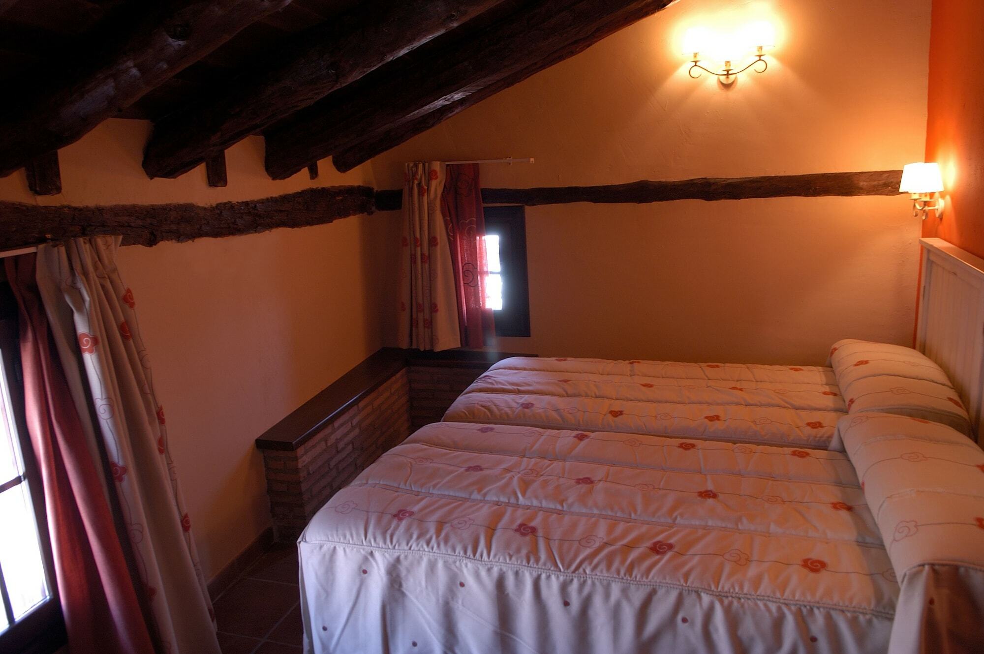 Apartamentos Los Aljezares เคเดอัลบาร์ราซิน ภายนอก รูปภาพ